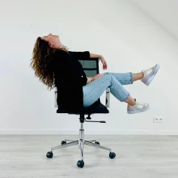 Domitille, experte en communication